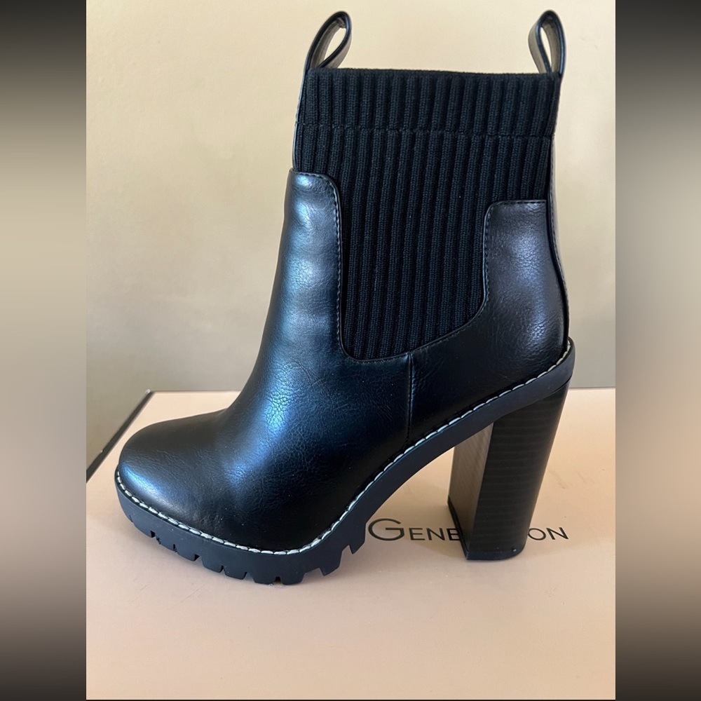 NEW BCBG BOOTS